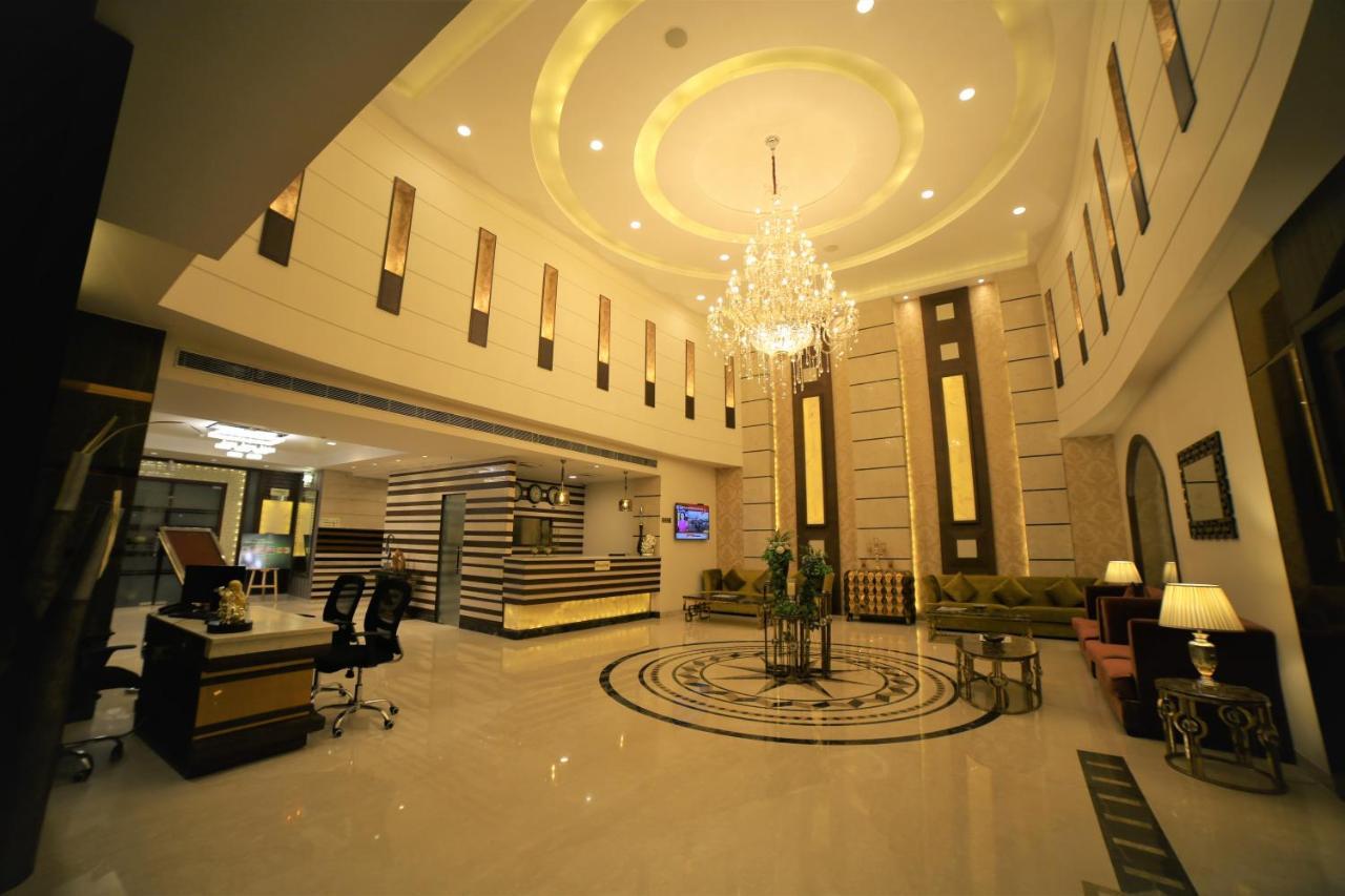 ג'לנדהר Hotel Imperia Suites מראה חיצוני תמונה