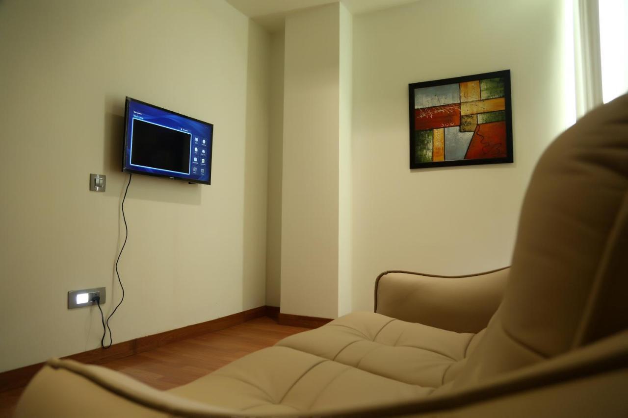 ג'לנדהר Hotel Imperia Suites מראה חיצוני תמונה