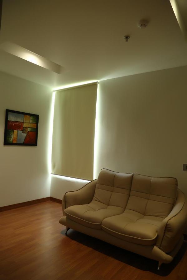 ג'לנדהר Hotel Imperia Suites מראה חיצוני תמונה
