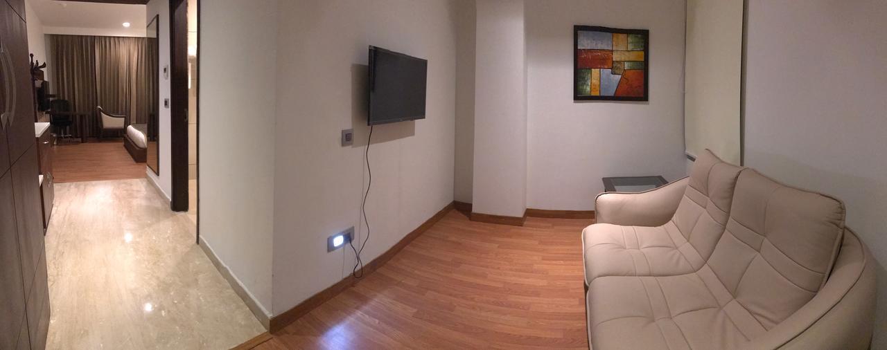 ג'לנדהר Hotel Imperia Suites מראה חיצוני תמונה