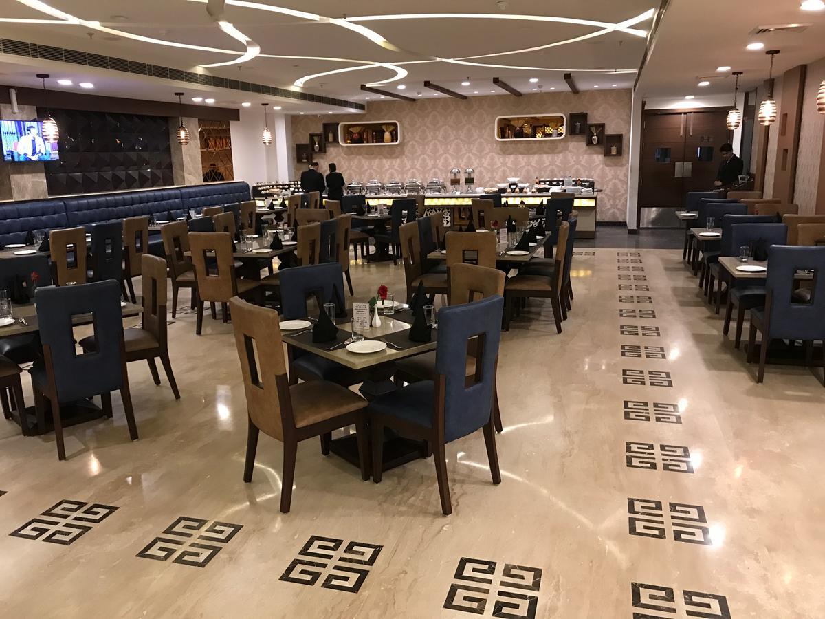 ג'לנדהר Hotel Imperia Suites מראה חיצוני תמונה