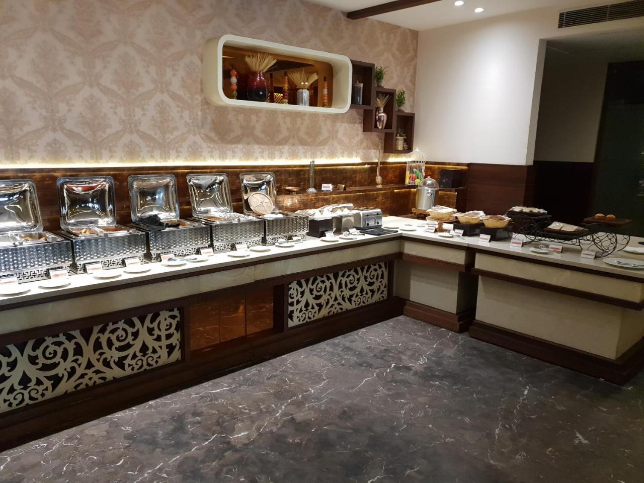 ג'לנדהר Hotel Imperia Suites מראה חיצוני תמונה